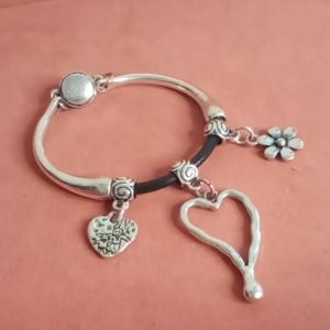 Heart Dangle Bracelet